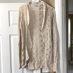 Light sweater/cardigan